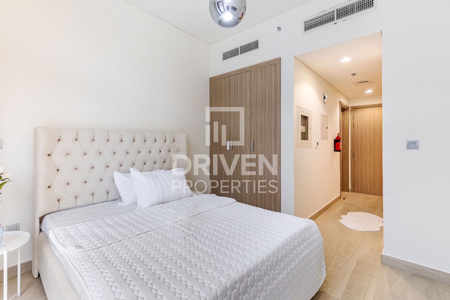Azizi Riviera 21