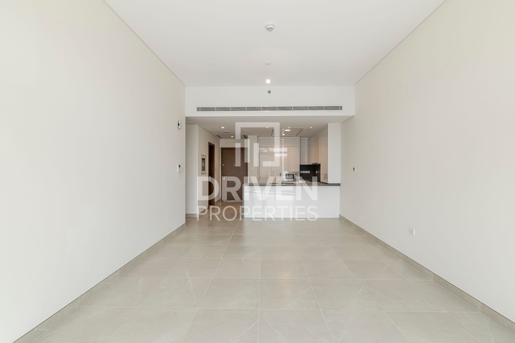 Canal Front Residence 4