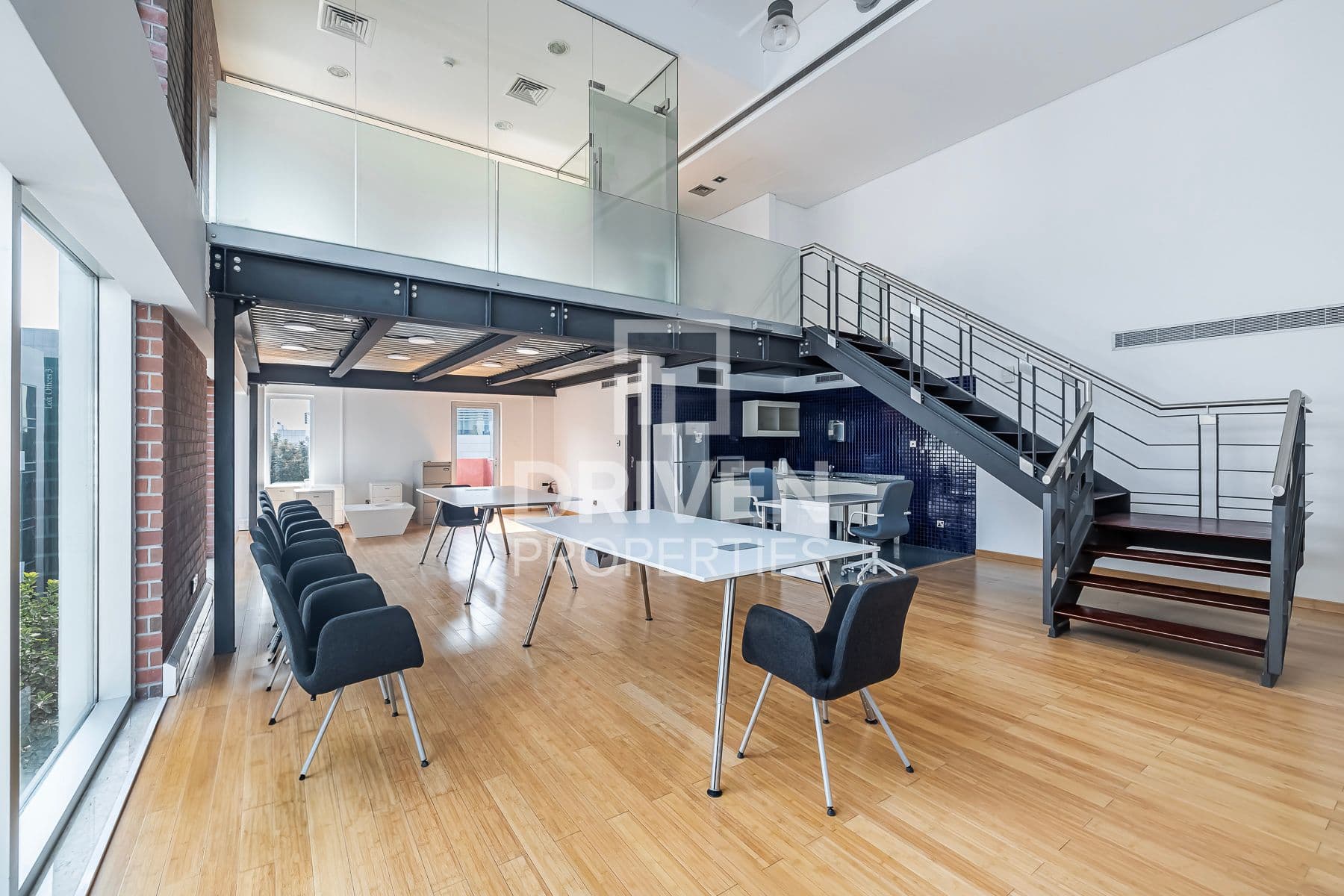 The LOFT Office 1