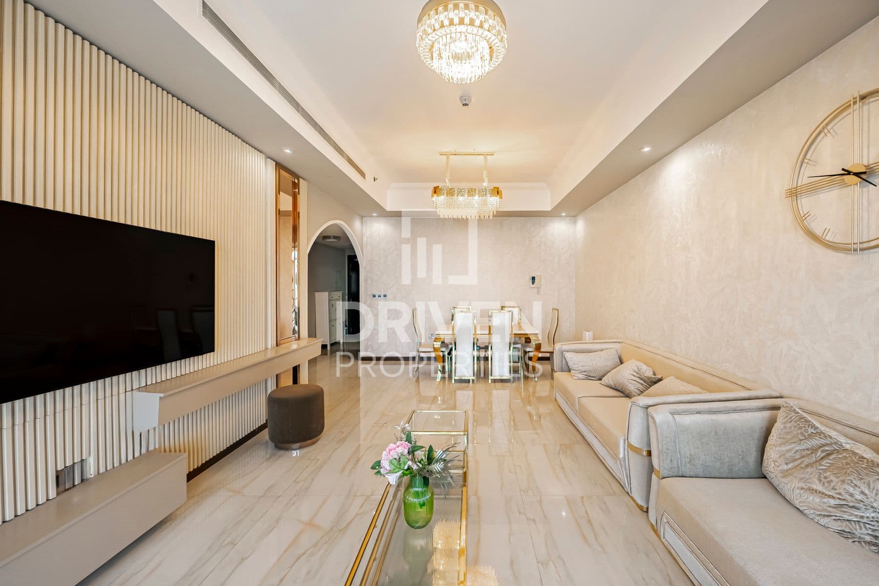 برج تشرشل السكني