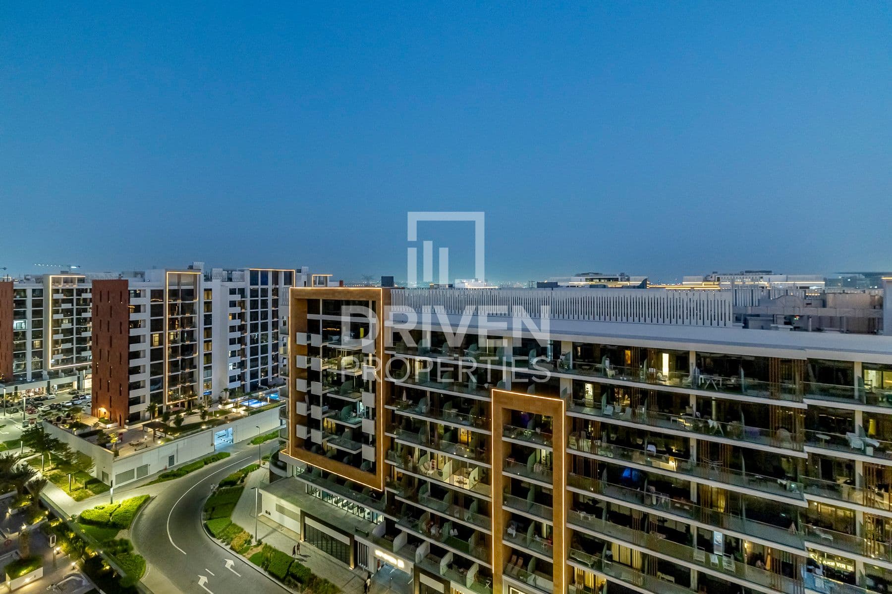 Azizi Riviera 22