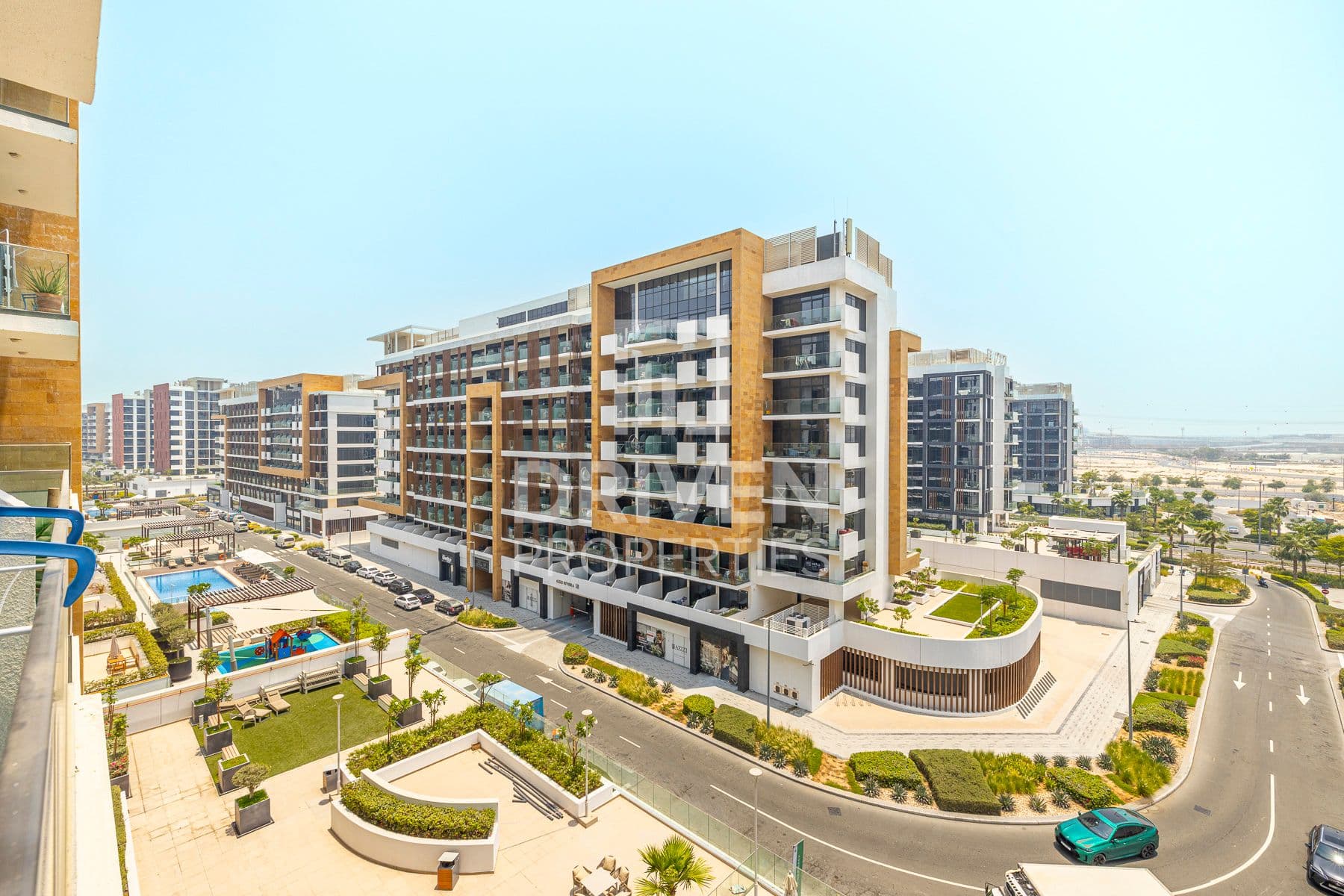 Azizi Riviera 5