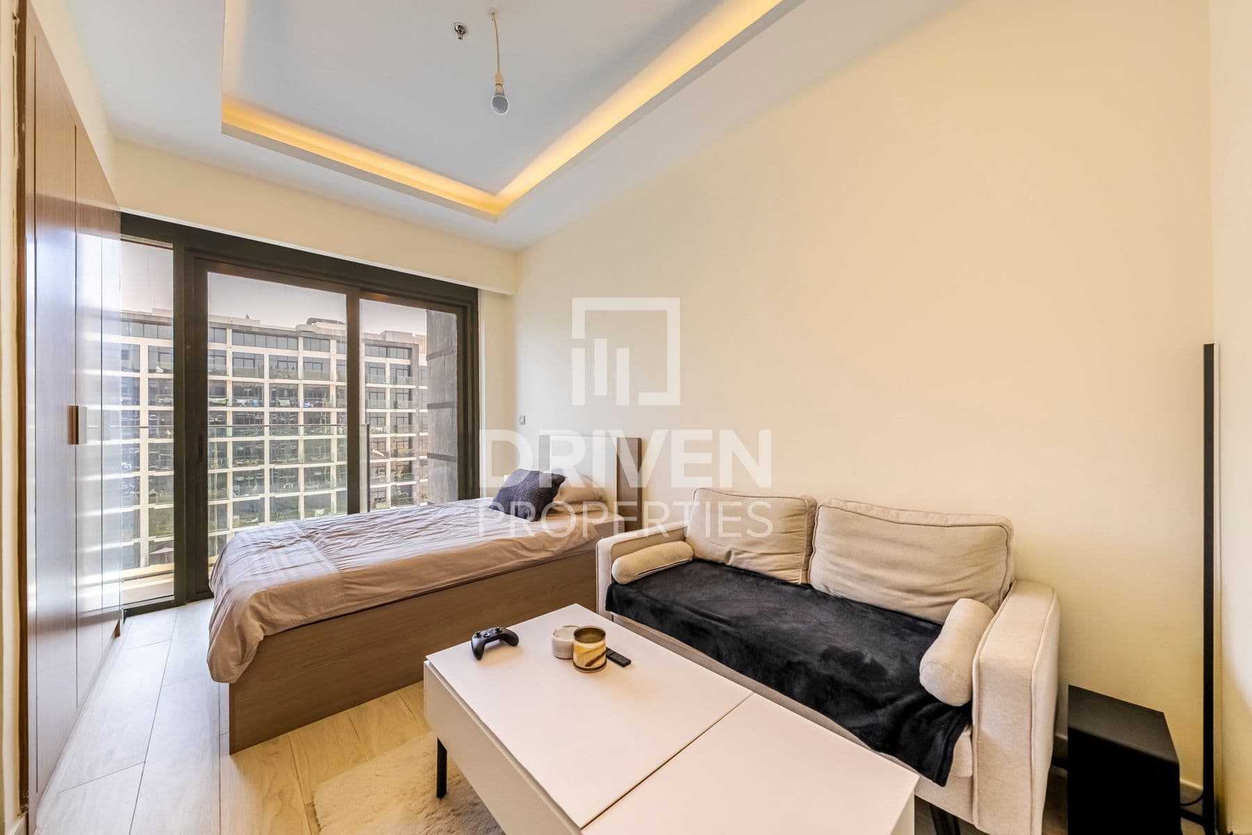 Azizi Riviera 9