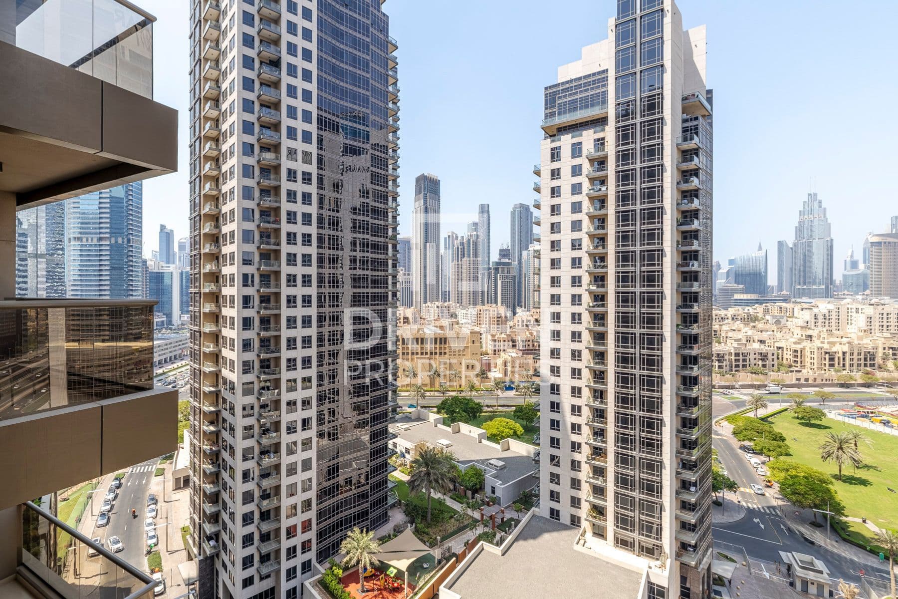 Elite Downtown Residence 1