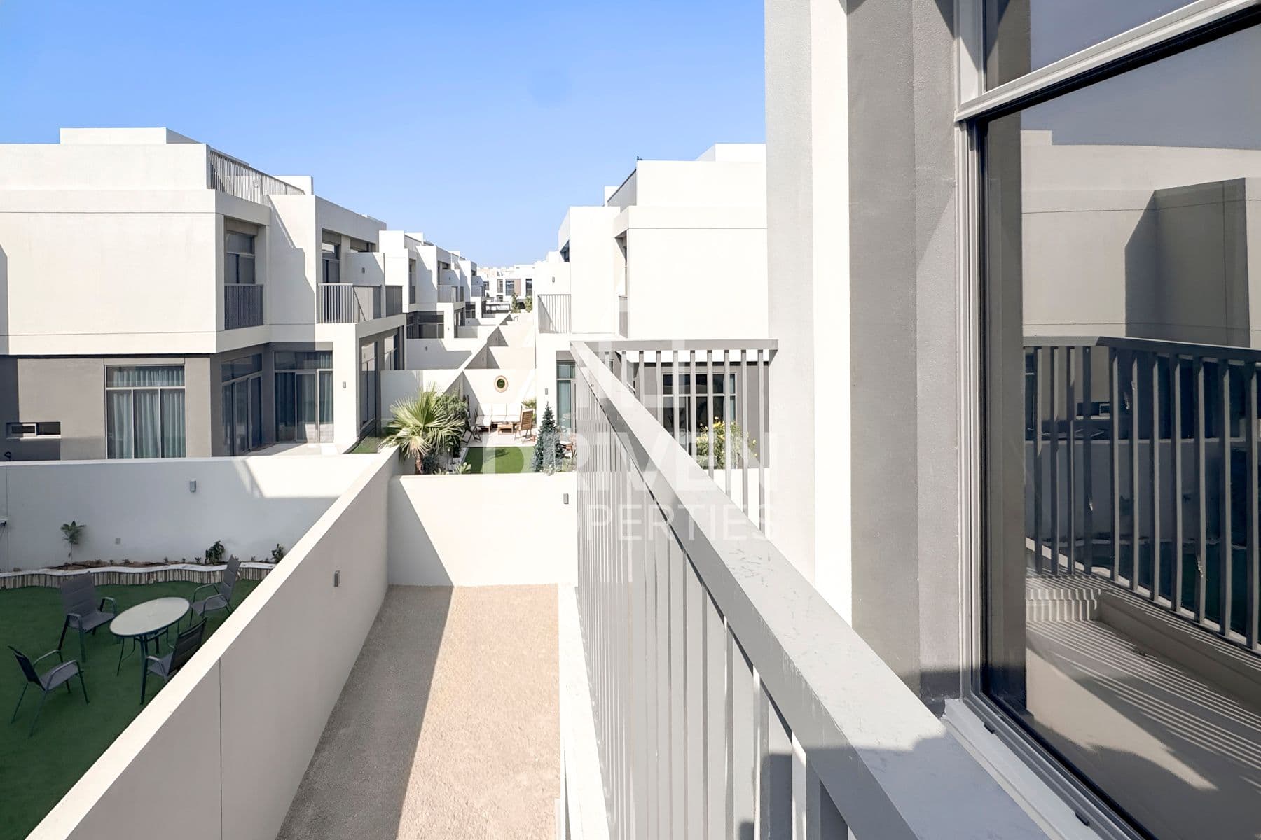 The Pulse Beachfront 3
