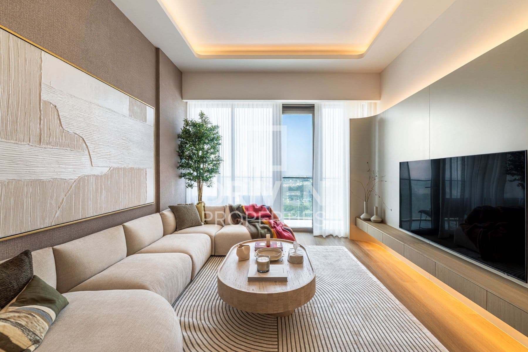 Canal Front Residence 5