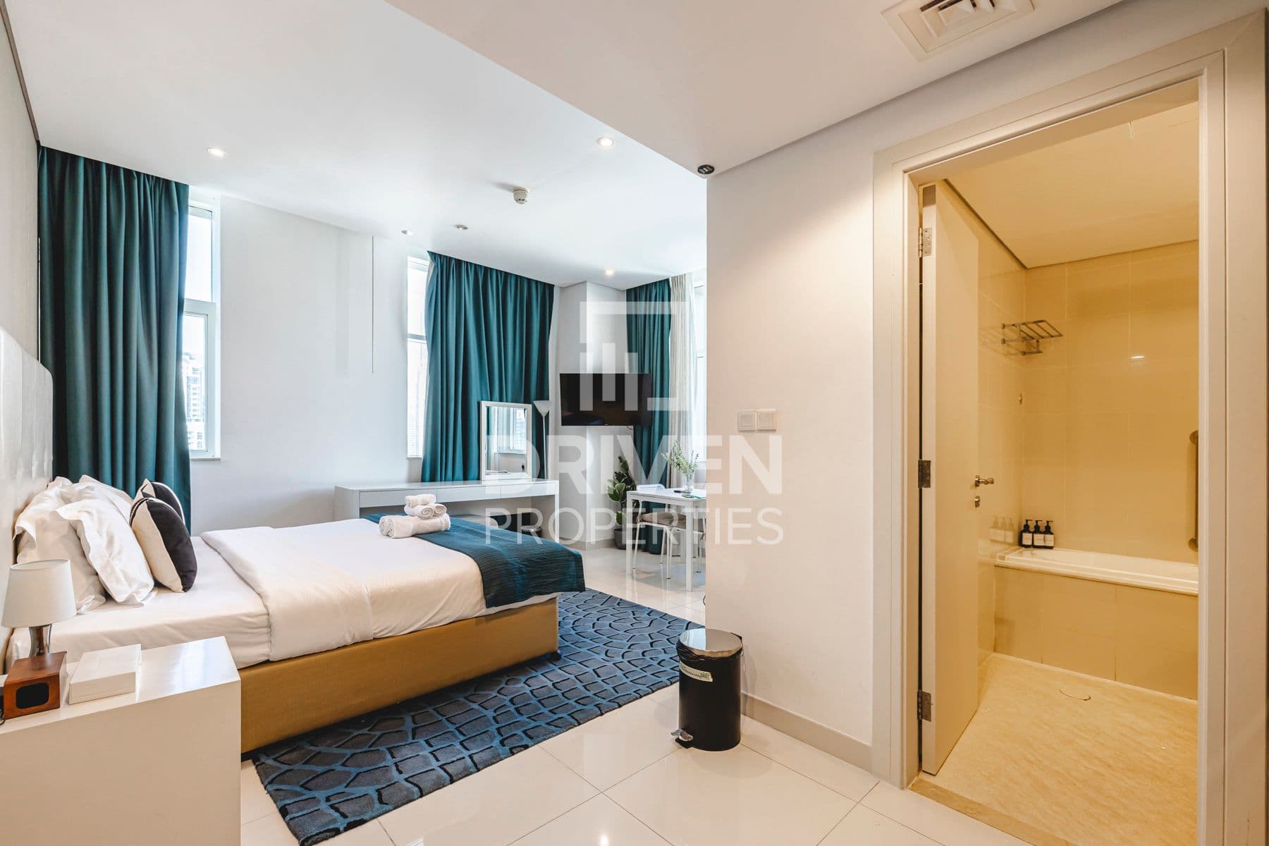 Damac Maison Cour Jardin