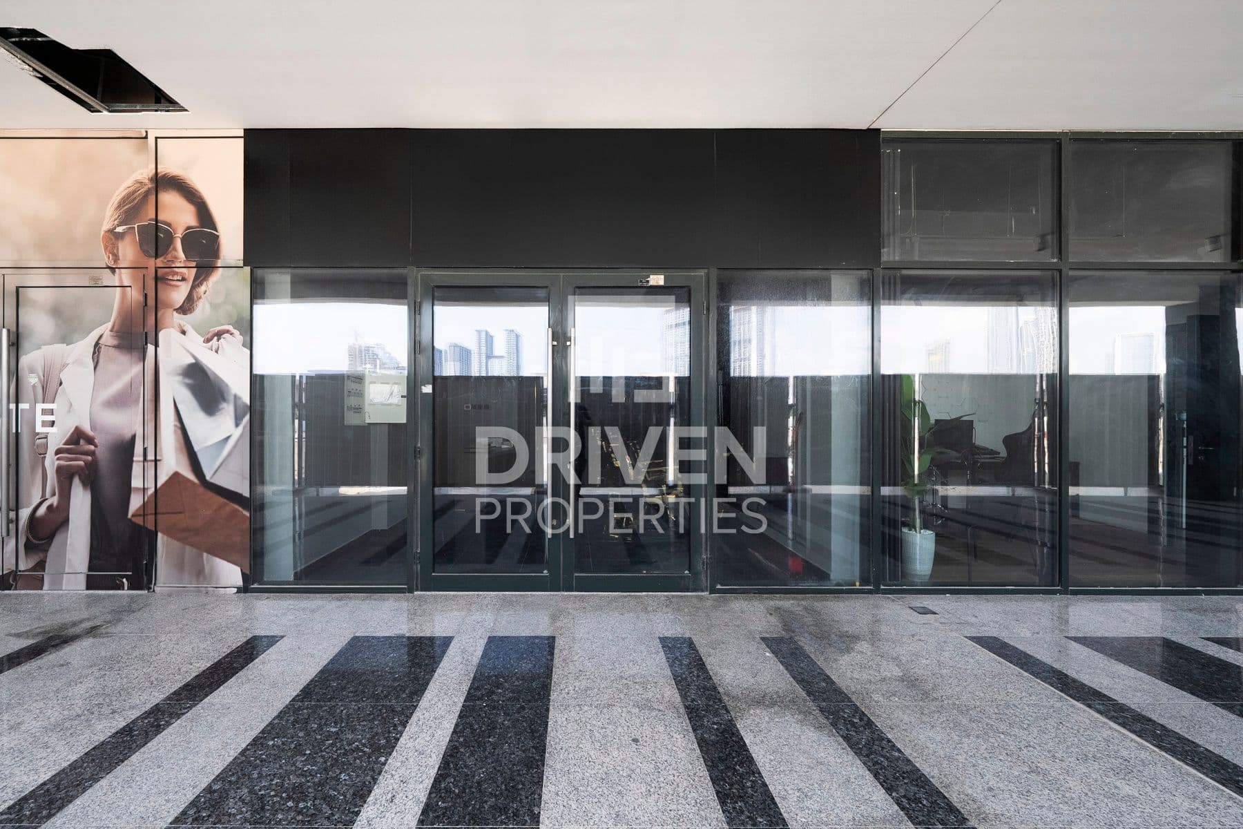Azizi Riviera 7