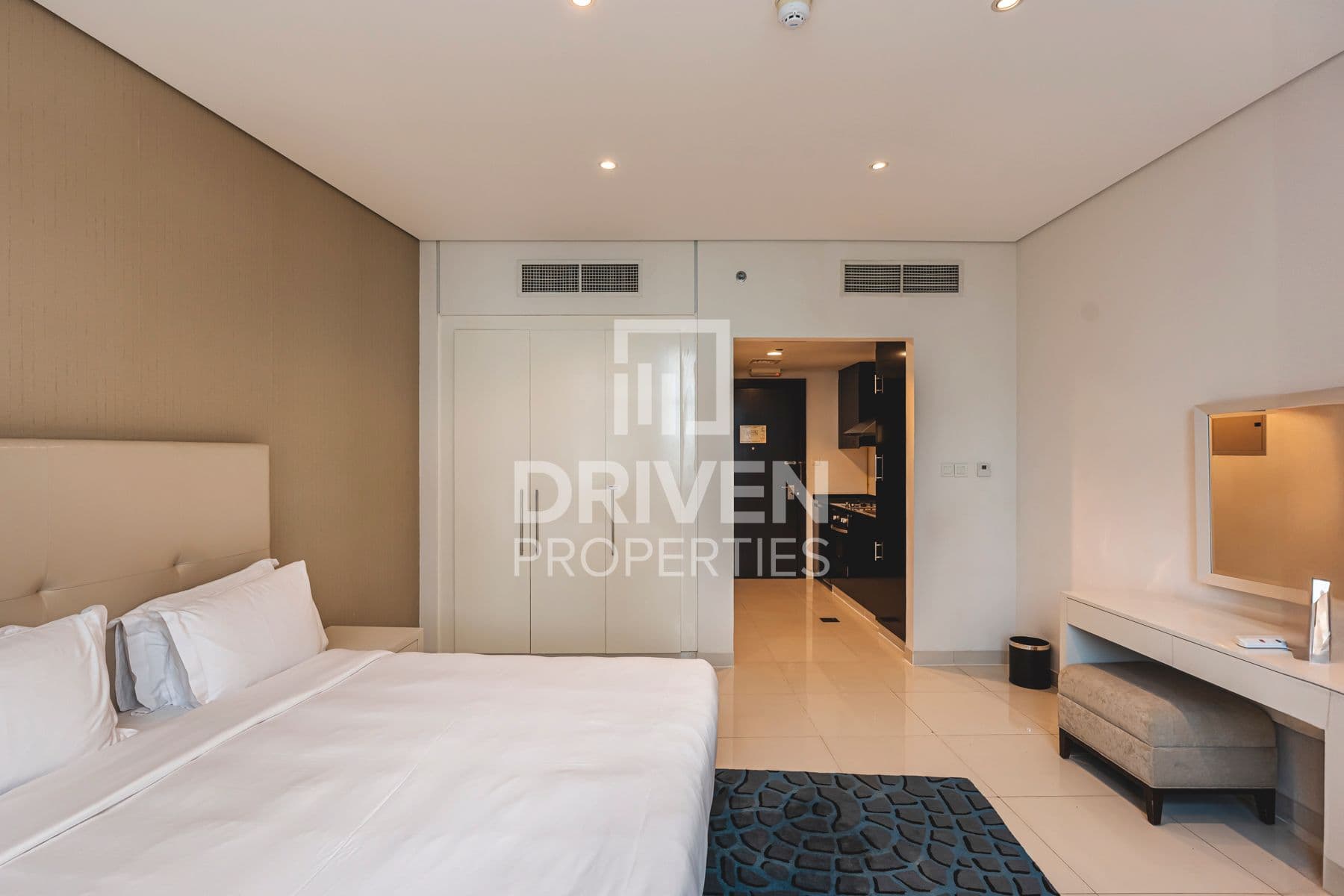 Damac Maison Cour Jardin
