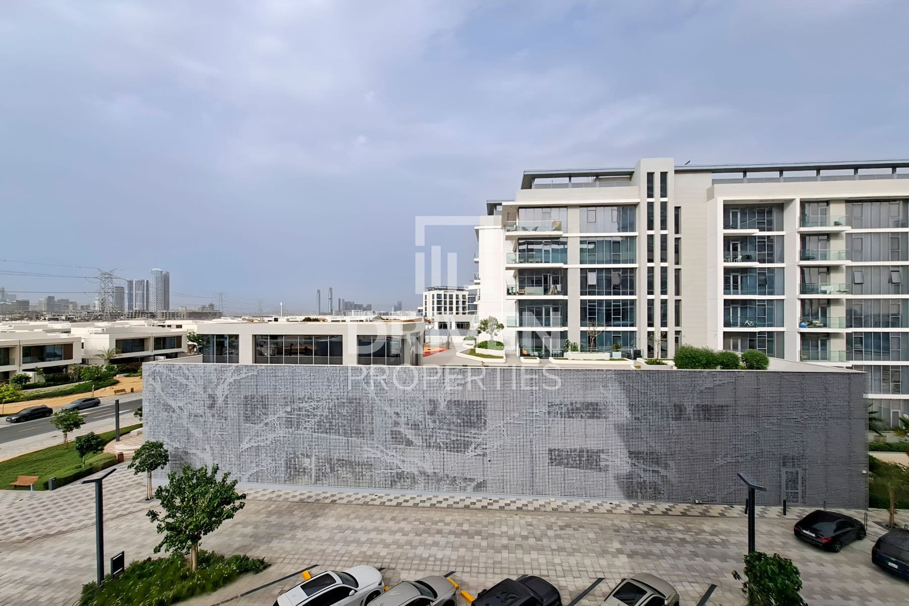 Residences 8