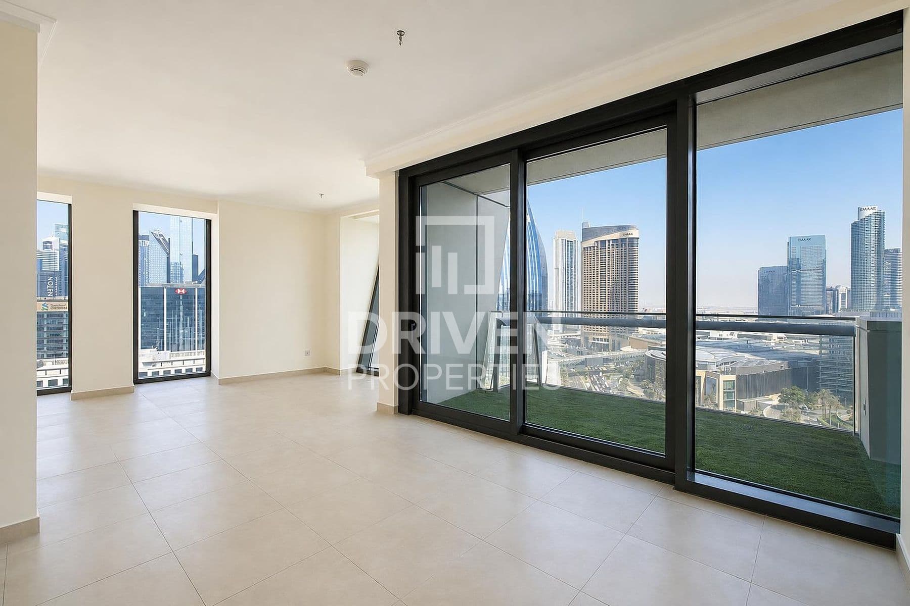 Burj Vista Tower 1