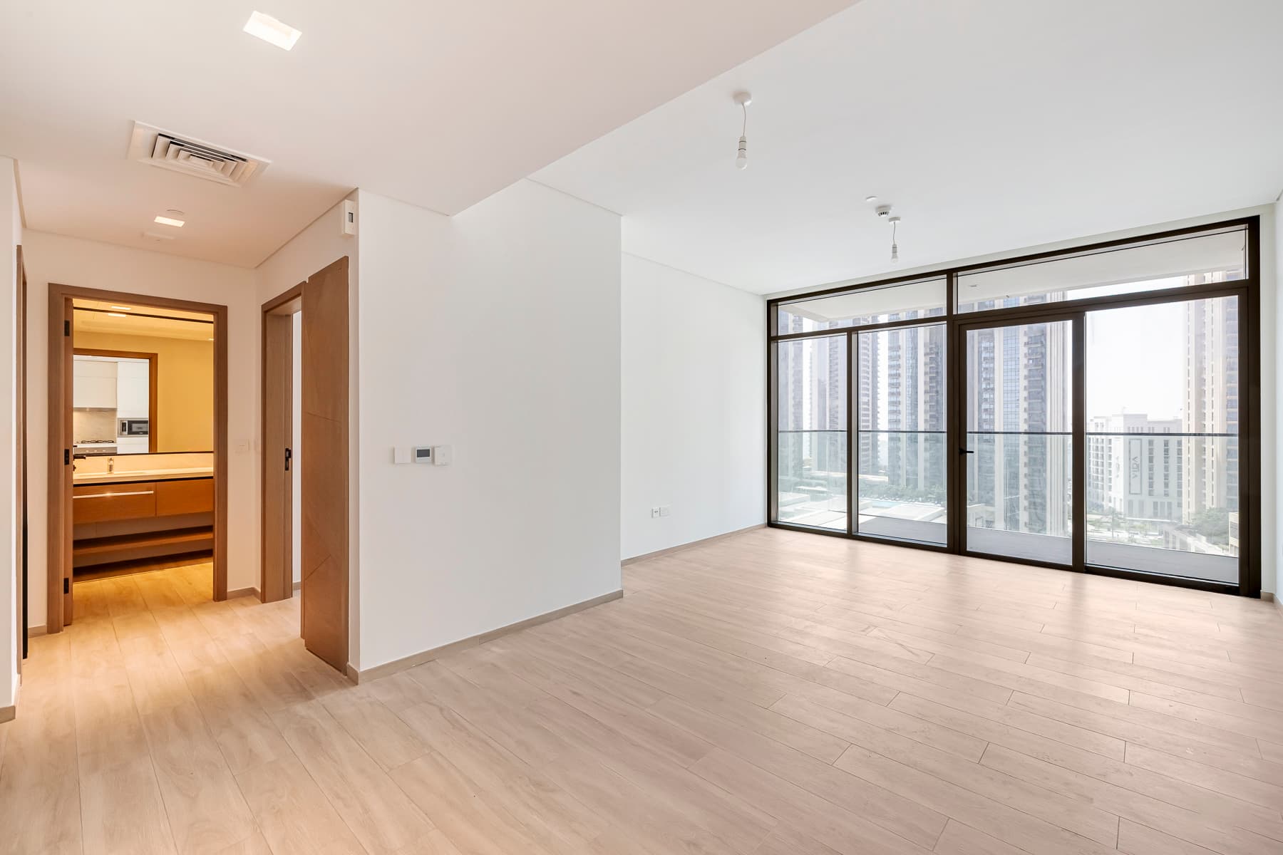 Palace Residences - The Lagoons