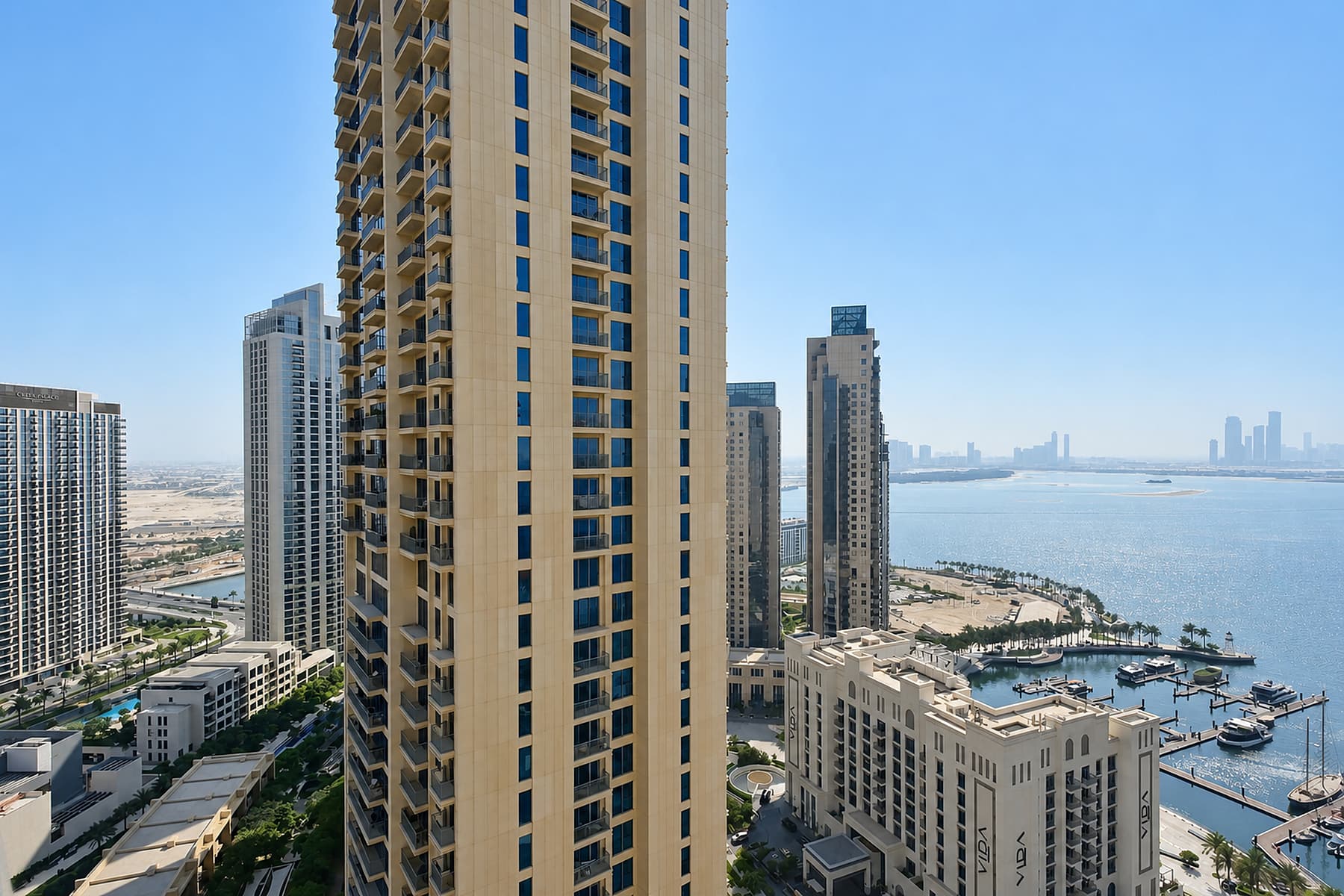 Creek Horizon Towers